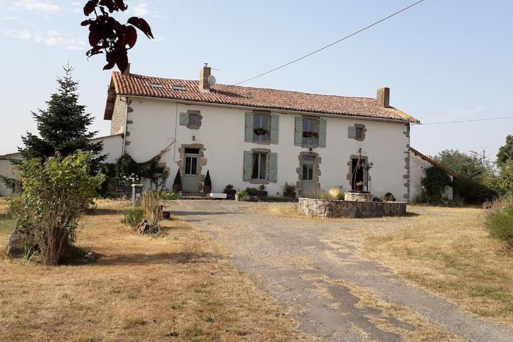 Le Magnoux Peaceful Retreat Acomodação com café da manhã Amailloux Exterior foto